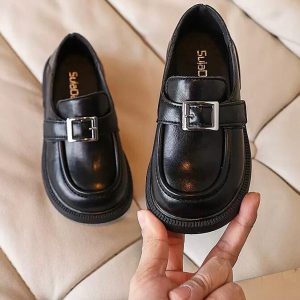 Black Shoe – Size 28